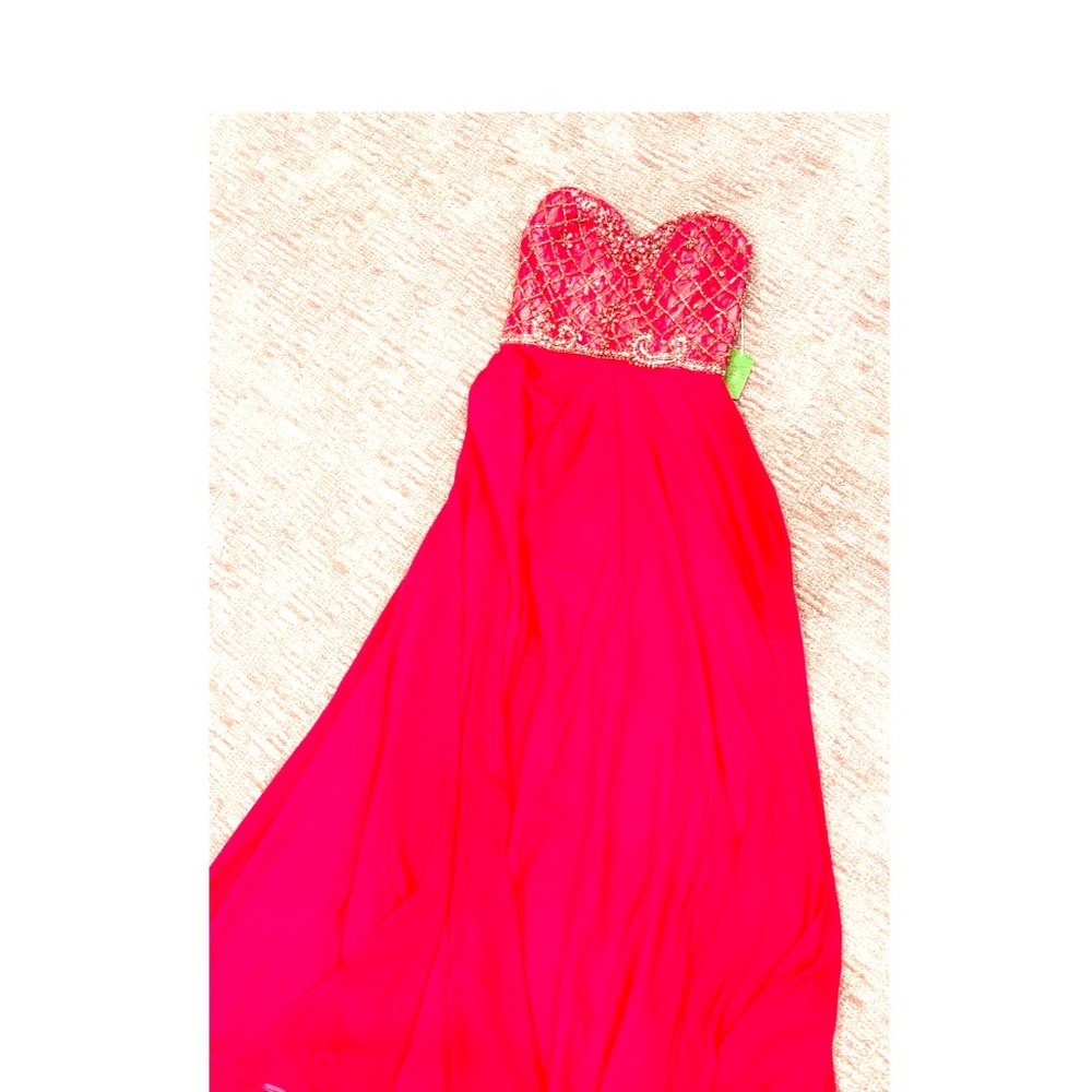 Studio 17 Strapless Beaded Bodice, Flowy Bottom Fuschia Dress Size 14 worn 1x